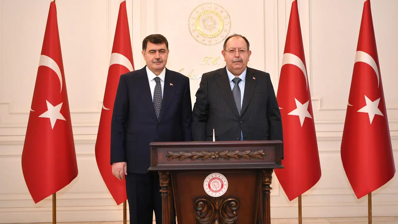 YSK Başkanı Ahmet Yener'den, Ankara Valisi Şahin'e 'veda' ziyareti