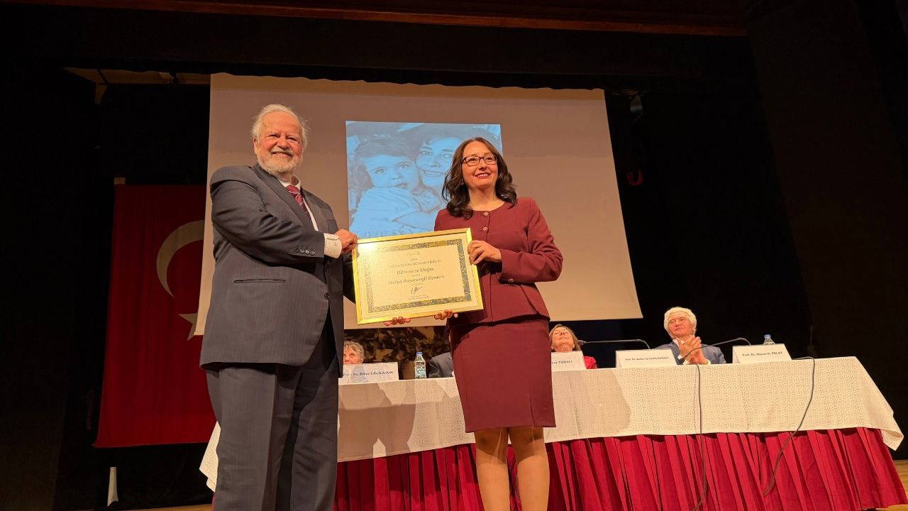 2025 Emine Işınsu Roman Ödülü’nün töreni gerçekleştirildi