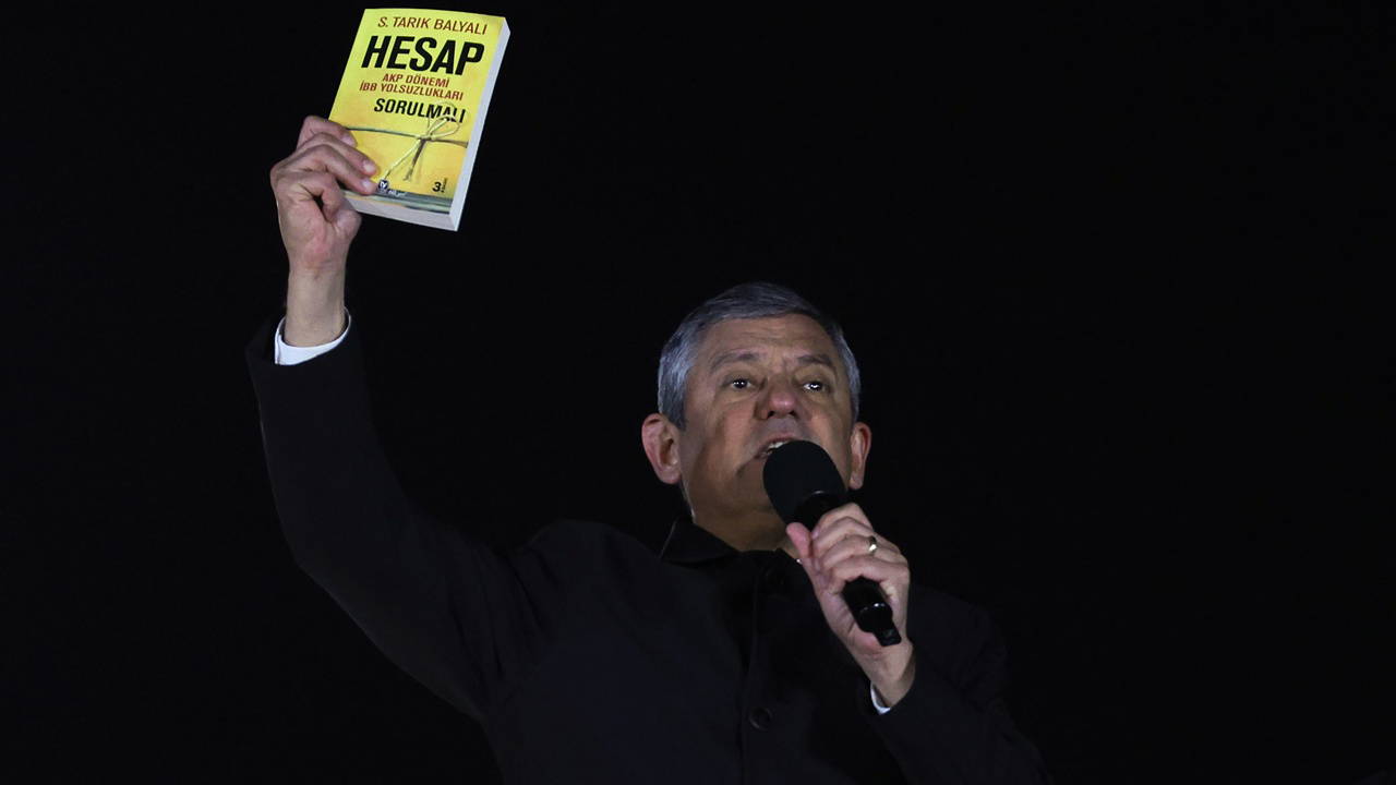 Son Dakika... 'Milletin İradesi' Pendik'te! Özgür Özel o 'yolsuzluğu' hatırlattı: 'Savunan Süleyman Soylu denen kişi...'