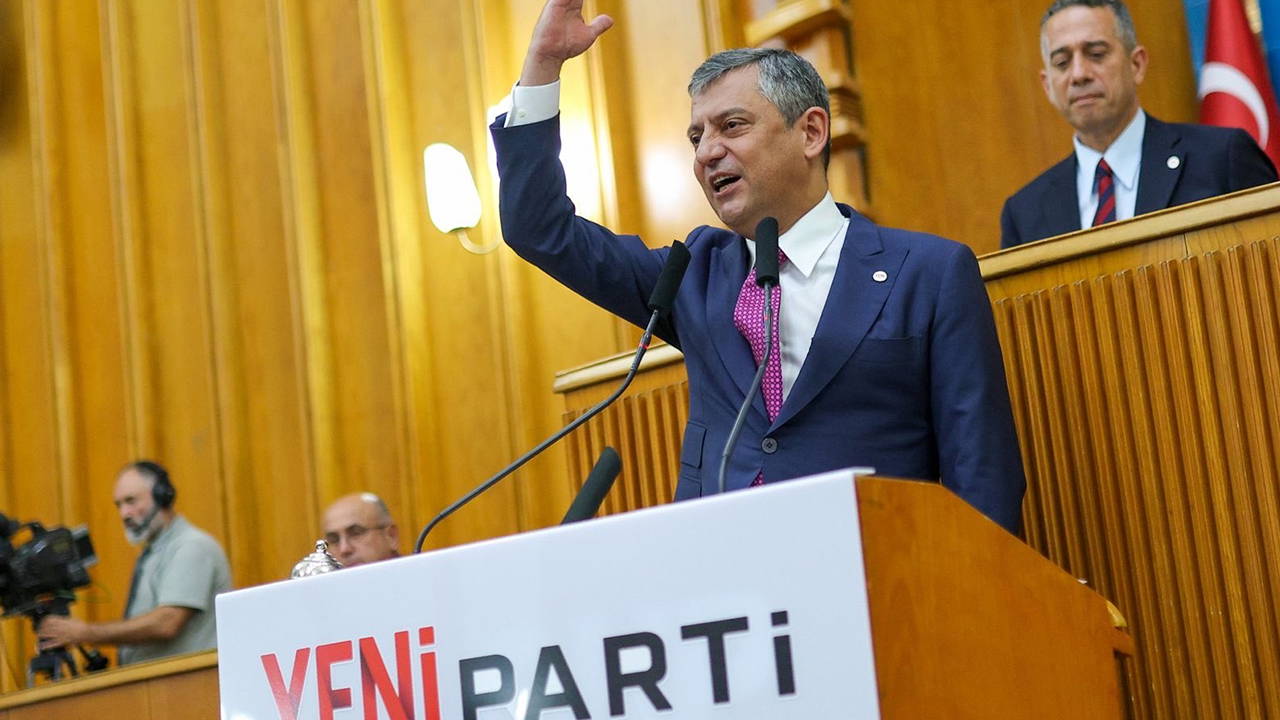 Eskişehir Büyükşehir Belediye Başkanı Ayşe Ünlüce YENİ Parti'ye Geçti