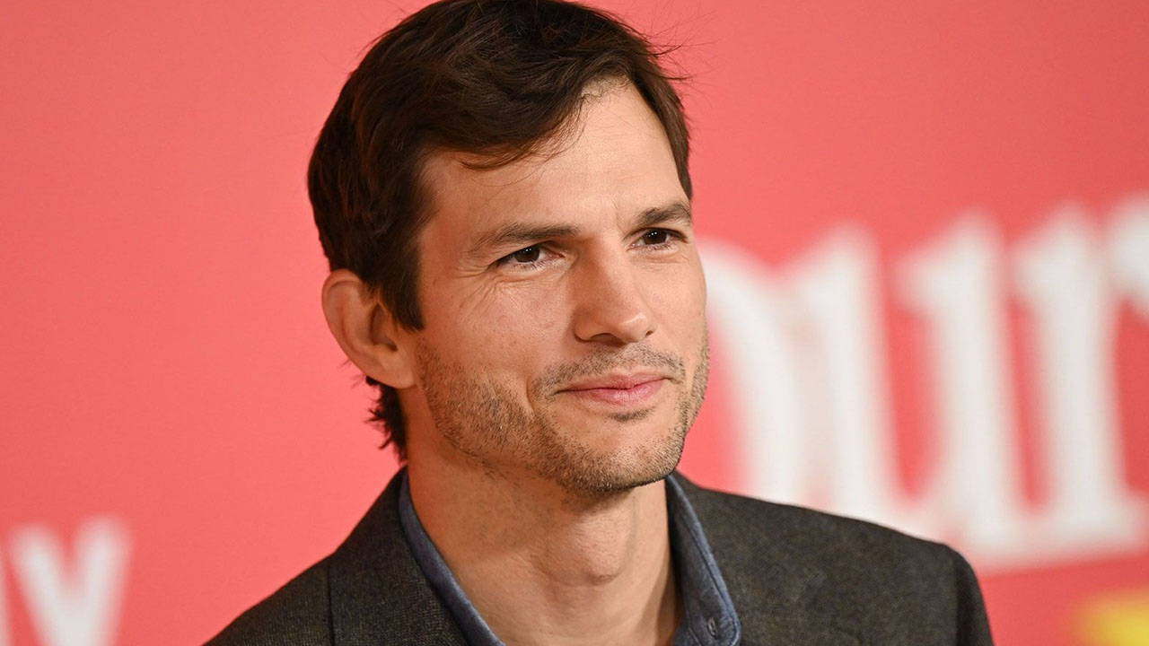Ashton Kutcher: '80 kilo olduğum için kovuldum'