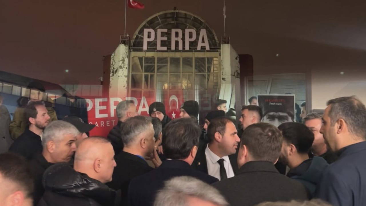 PERPA Ticaret Merkezi’nde gergin anlar! Yönetimi kaybeden ekip görevi teslim etmedi