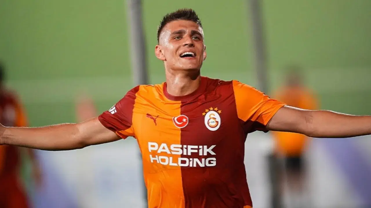 Kazımcan Karataş'tan Galatasaray kararı: 'Geçmişte de şimdi de...'