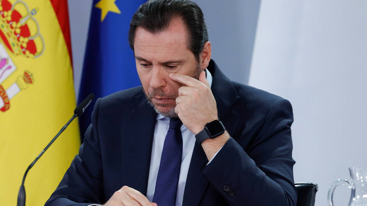 İspanya hükümeti, 45 kişinin hayatını kaybettiği tren kazası için 20 milyon euro tazminat ödeyecek