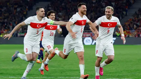 Spor yazarları İspanya-Türkiye maçını yorumladı: 'İspanyollara derslerini verdik'