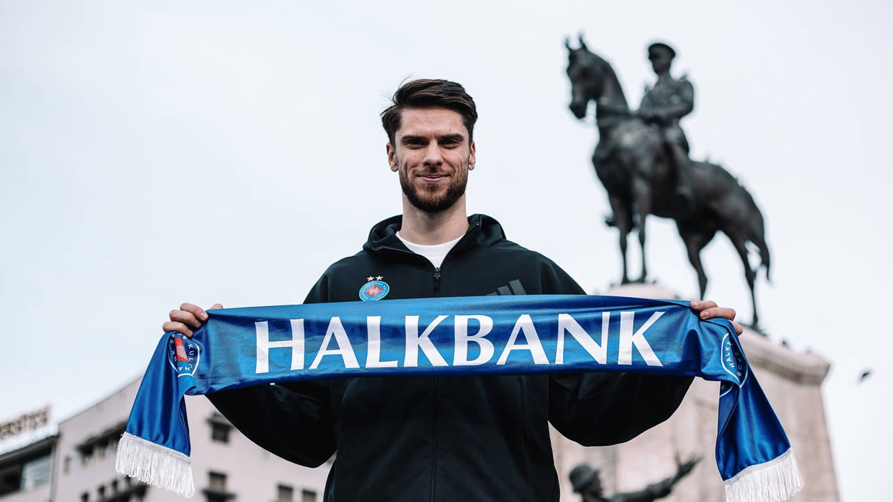 Halkbank'tan smaçör takviyesi!