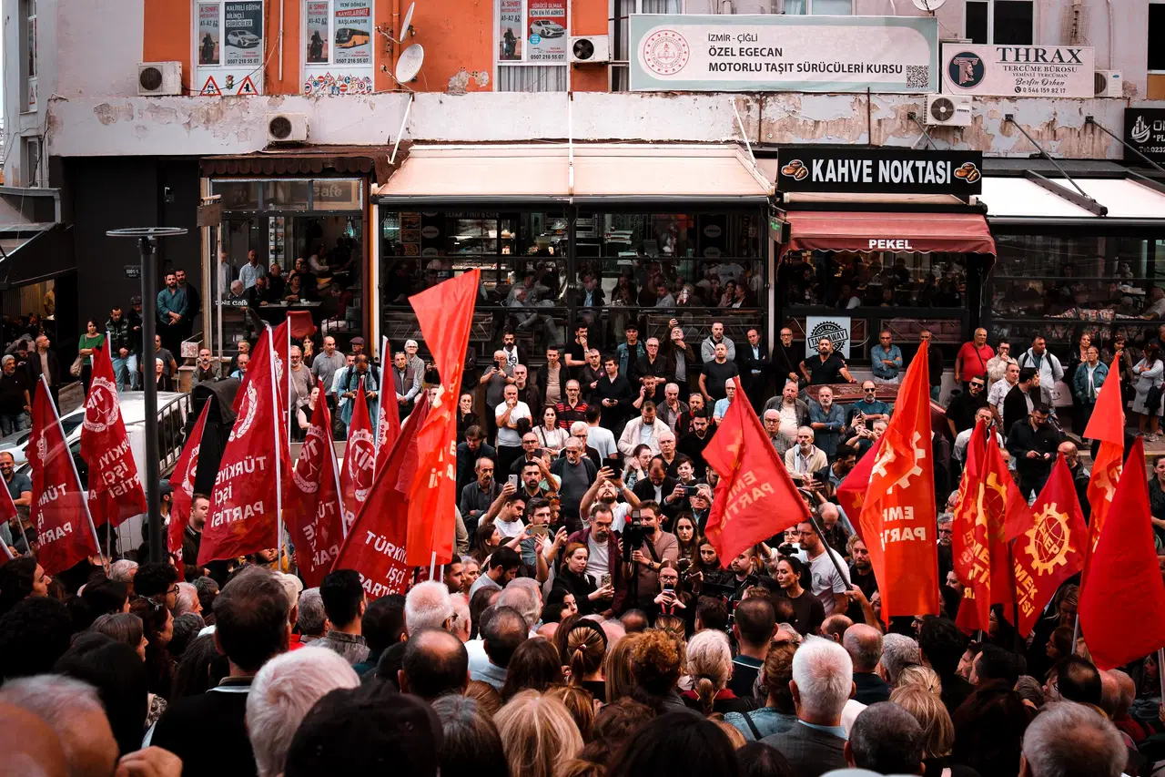 Çiğli’de Yıldız isyanı sürüyor: İstifa et