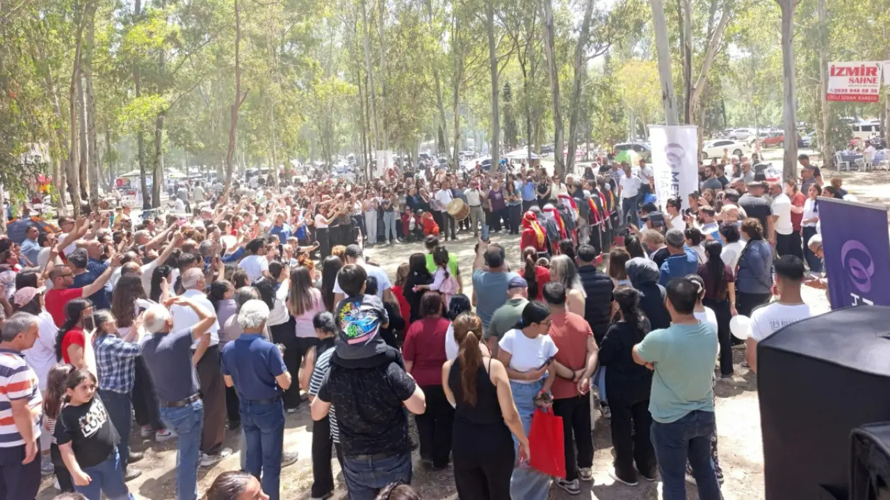 İzmirli Vartolular şenlikte bir araya geldi