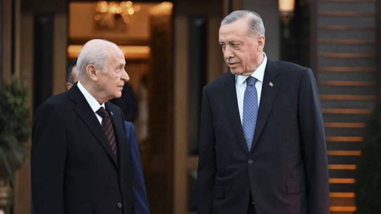 Erdoğan ABD'den anlaşmalarla döndü, Bahçeli 'Türkiye-Rusya-Çin' ittifakı önerisine açıklık getirdi