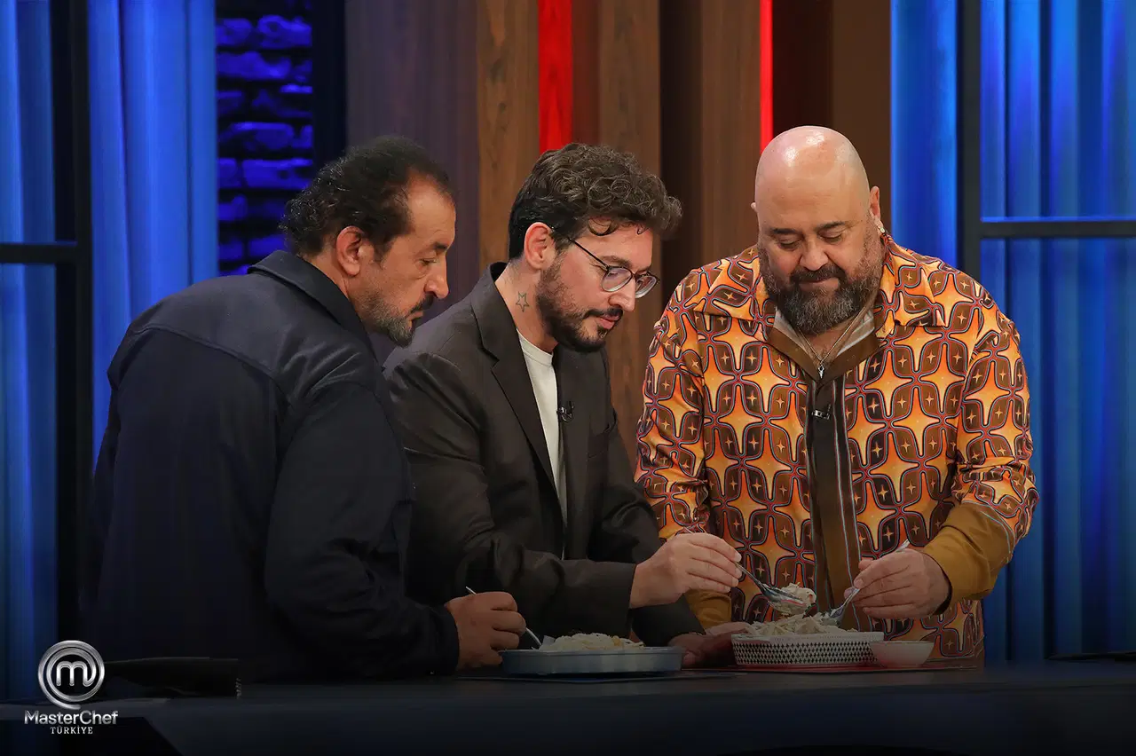 MasterChef Türkiye'de dokunulmazlık oyununu hangi takım kazandı? 13 Ekim Pazartesi günü MasterChef'te eleme adayları kim oldu?