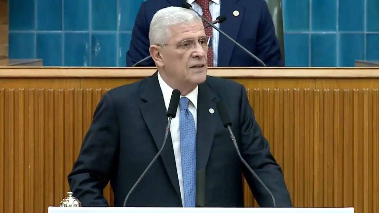 İYİ Parti lideri Müsavat Dervişoğlu'dan sert 'nevruz' tepkisi: 'Provokatif aymaza bak'