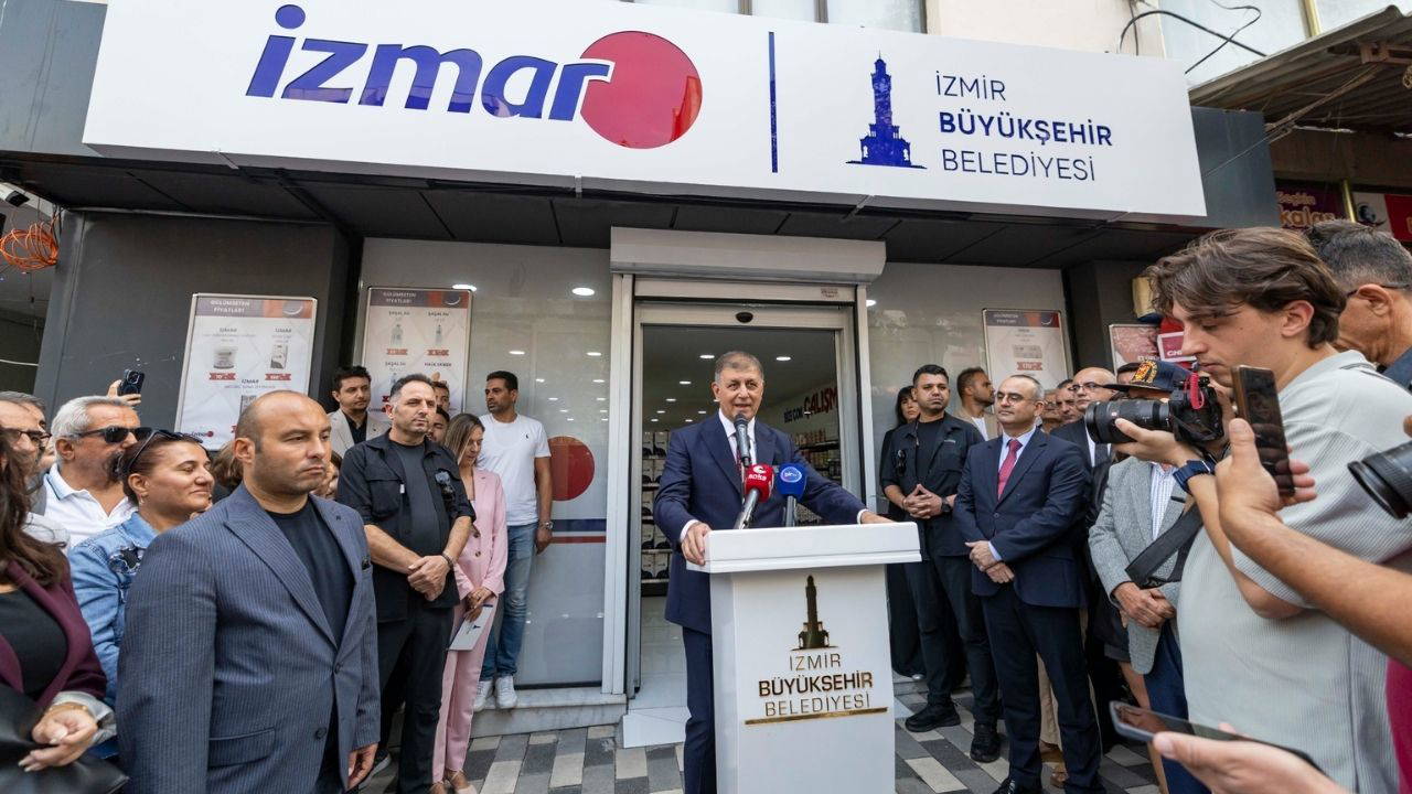 İZMAR’ın 11’inci mağazası Aliağa’da açıldı
