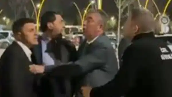 AKP'liler iftarda birbirine girdi