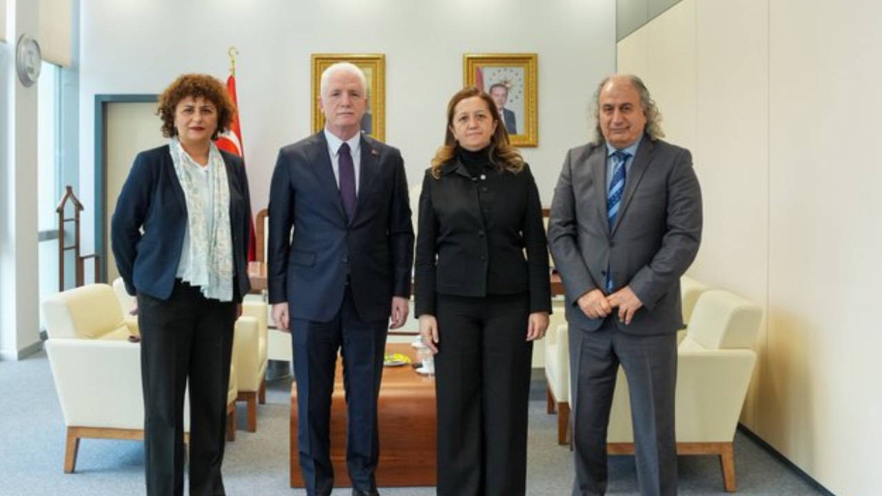 DİSK, KESK ve TMMOB’dan Vali Gül’e 1 Mayıs ziyareti: ‘Taksim talebimizi ilettik’