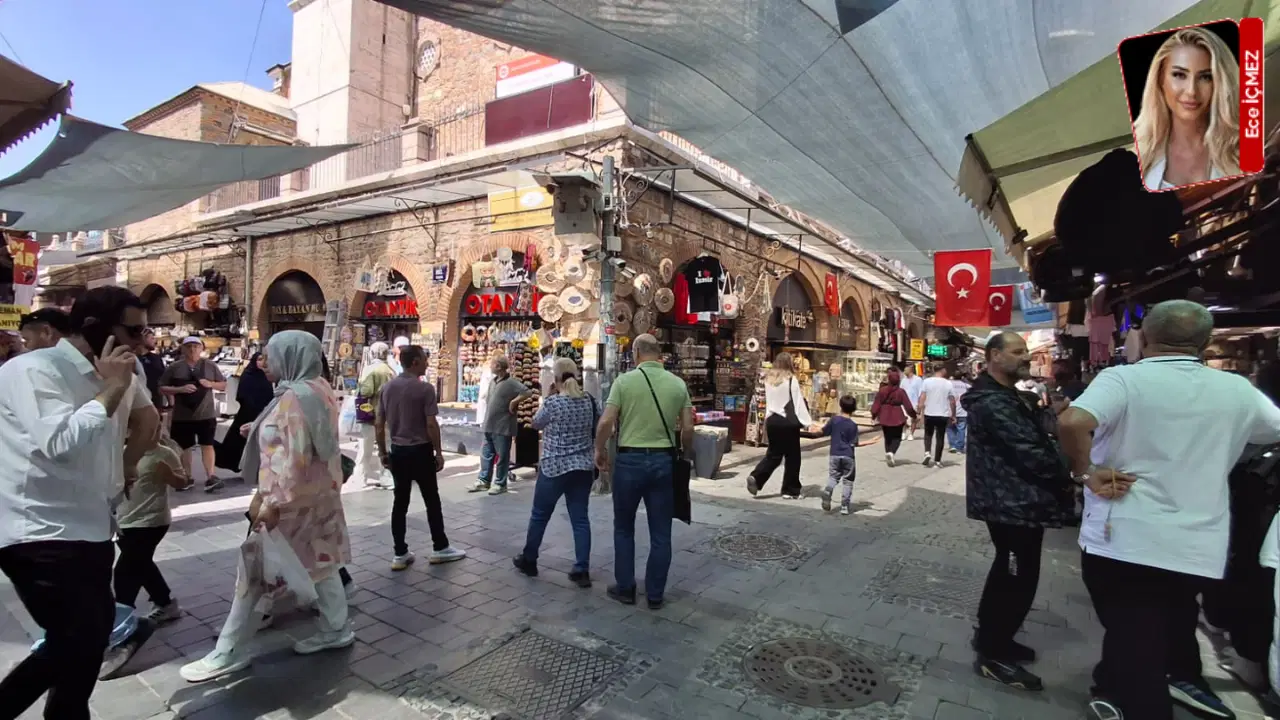 Kemeraltı Çarşısı’nda kriz derinleşiyor, esnaf birer birer kepenk kapatıyor