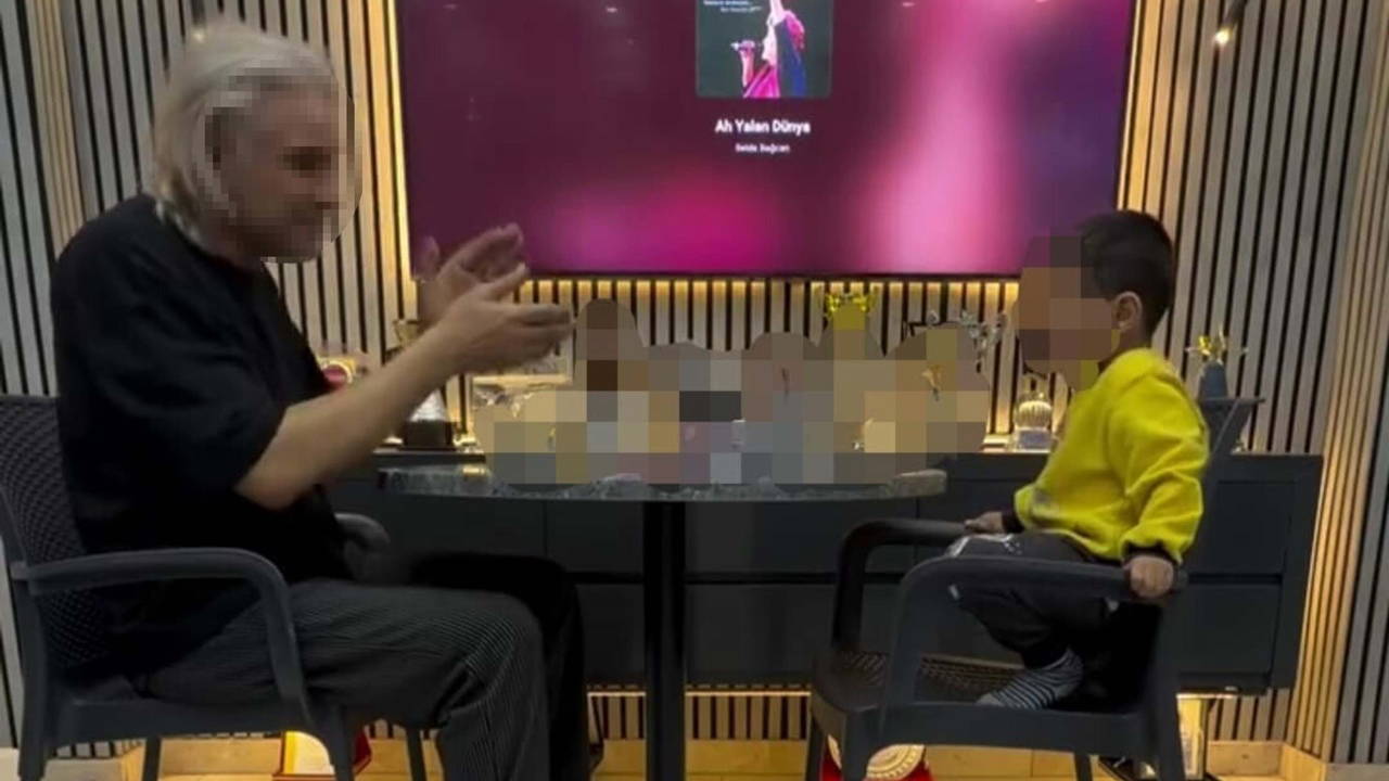 3 yaşındaki çocuğunu alkol masasına oturtan baba serbest bırakıldı