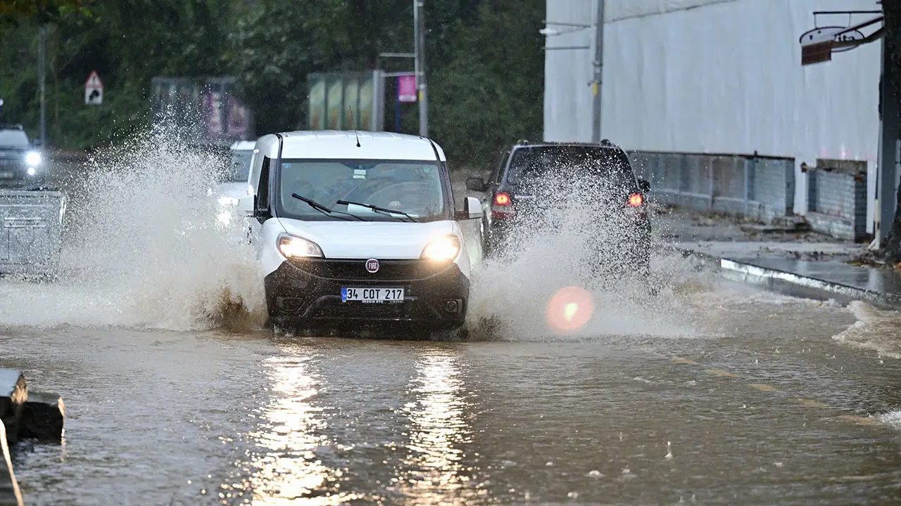 AKOM'dan İstanbullulara yeni uyarı: Hava durumu değişiyor!