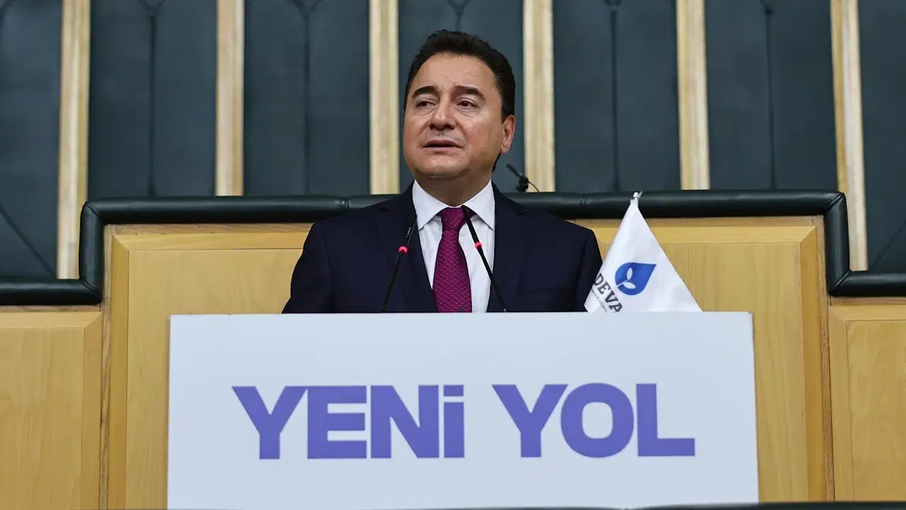 'Yolsuzluk' göndermesi yaptı! Ali Babacan'dan Erdoğan'a 'CHP operasyonları' tepkisi: 'Külahımıza anlatın...'