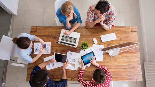 Anket sonuçları dikkat çekti: Z kuşağının üçte biri kendini medyum sanıyor