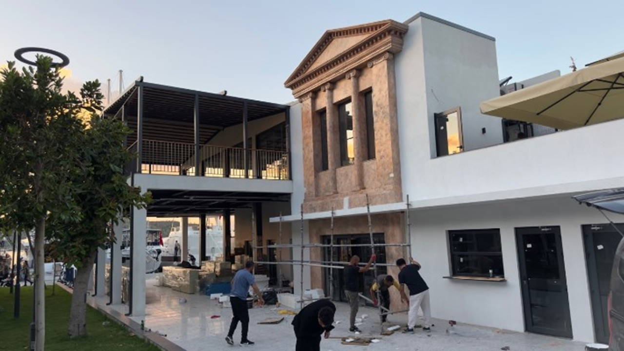 Fethiye Kültür Evi ve Türkiye'nin ilk kitap müzesi