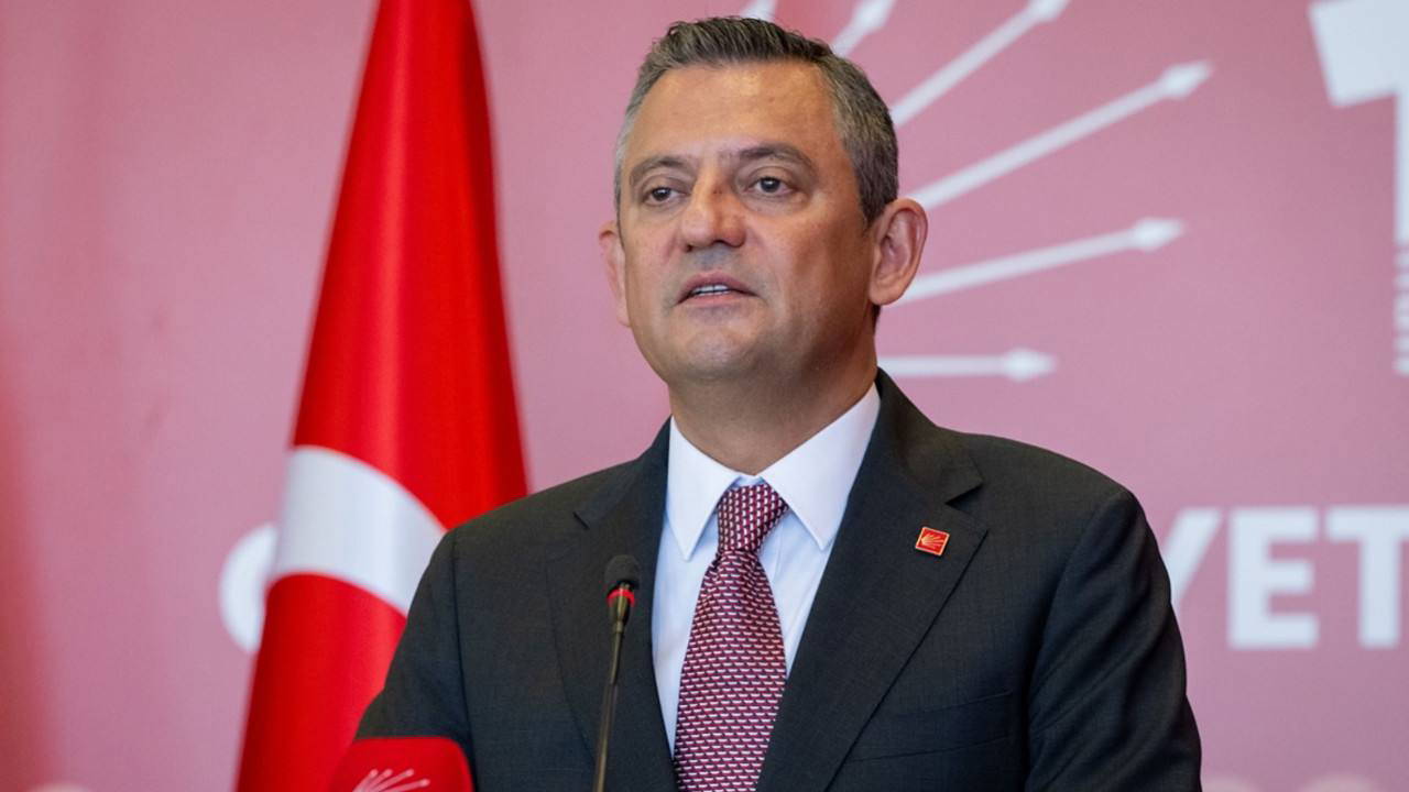 Son dakika... Ünlülere uyuşturucu operasyonu: CHP lideri Özel, Yerlikaya'ya sert çıktı; Erdoğan'a seslendi!