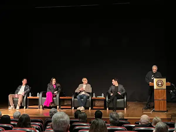 MÜYORBİR, 45’liklerden bugüne müziğin yolculuğunu konuştu