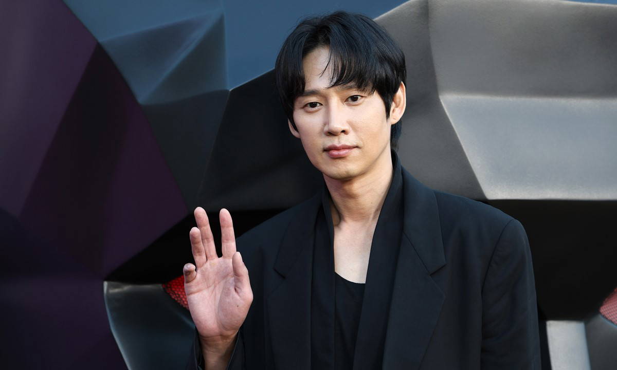 Park Sung Hoon kimdir? Park Sung Hoon'un oynadığı diziler ve özel hayatı...