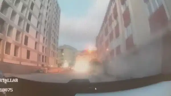 Kolonlardan ses gelince tahliye edilmişti... Bahçelievler'de 4 katlı bina saniyeler içinde çöktü: O anlar kameralara yansıdı