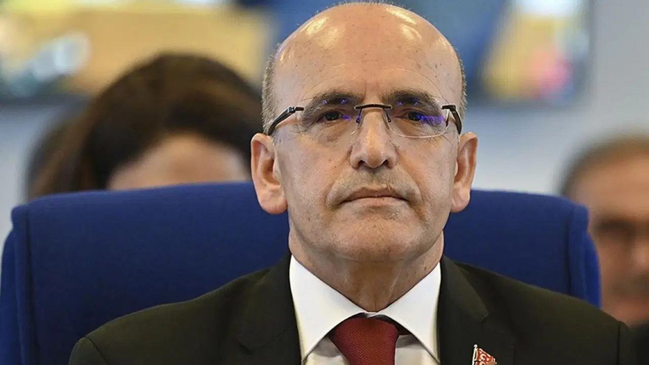 Mehmet Şimşek 'enflasyon' için rakam verdi: 'Beklenenden biraz daha yüksek rakamlarla karşılaşabiliriz...'
