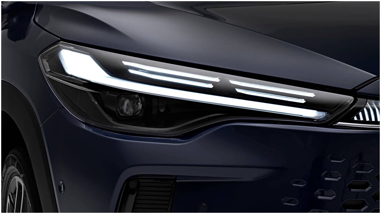 Toyota Yeni Corolla Cross Hybrid satışa sunuldu: İşte fiyatı tüm ayrıntılar...