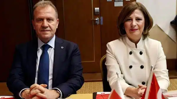 Vahap Seçer’den Ayşe Ünlüce’ye tebrik: 'Demokrasi ve milli iradeyi savunmaya devam edeceğiz'