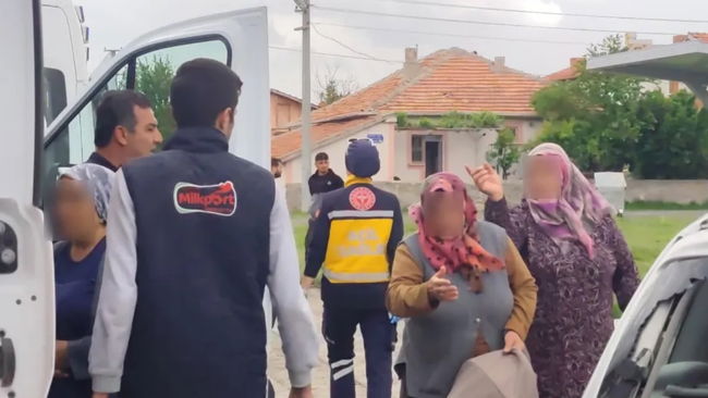Aksaray’da iki otomobil çarpıştı: 