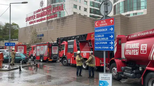 Son Dakika... İstanbul'da Hamidiye Etfal Eğitim Araştırma Hastanesi'nde yangın!