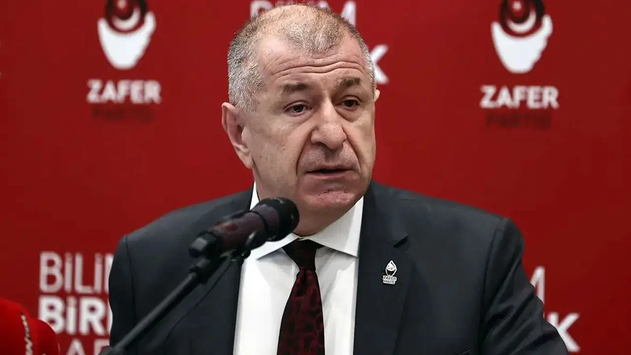 Ümit Özdağ'dan sert çıkış! Sandığı işaret etti: 'Kim Abdullah Öcalan'a af çıkartırsa...'