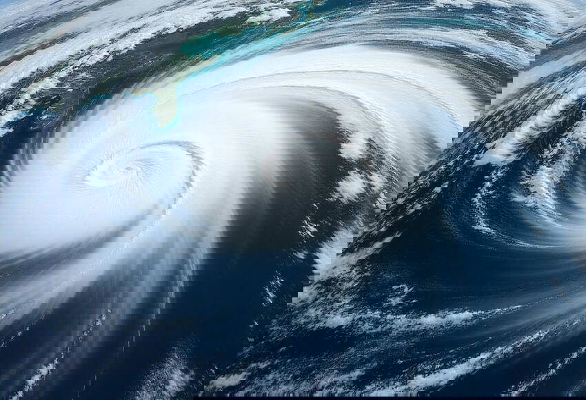 Filipinler'de 'Kalmaegi Tayfunu' alarmı: On binlerce kişi tahliye edildi