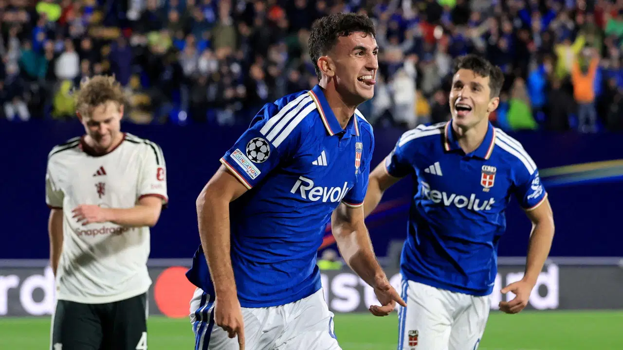 Como, Şampiyonlar Ligi'nde Manchester United'ı 4 golle devirdi!