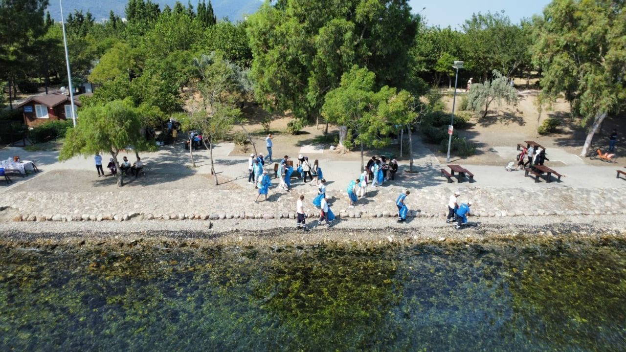 Çakalburnu Lagünü’nde çevre temizliği