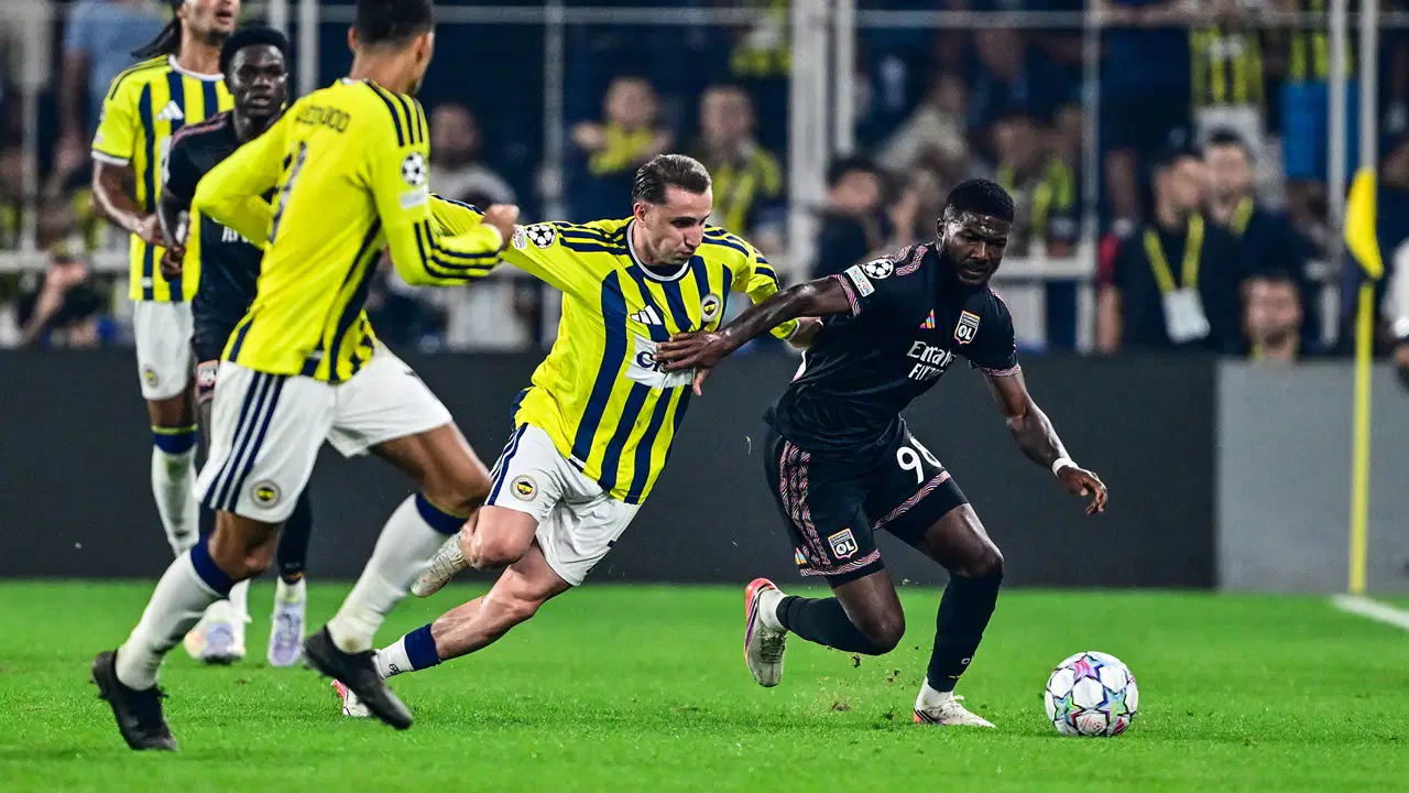 Lyon - Fenerbahçe maçı ne zaman, saat kaçta, hangi kanalda? Şifresiz mi?