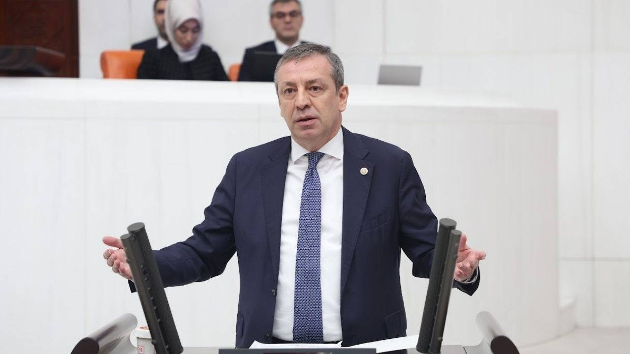 CHP’li Türeli, tekstil ve hazır giyim sektörü sorunlarına vurgu yaptı: ‘40 bin kişi ekmeğinden oldu’