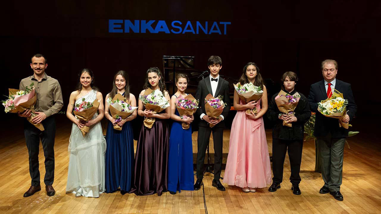 ENKA sahnesinde genç yıldızlar parladı