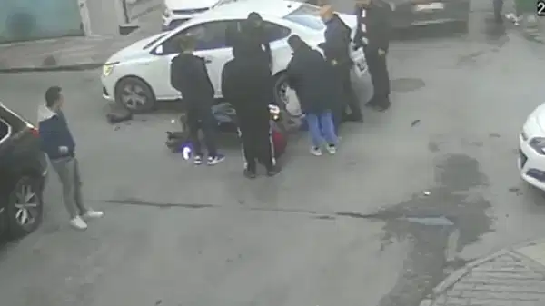 Esenler'de aynı noktada art arda 4 trafik kazası: Yetkililere seslendiler!