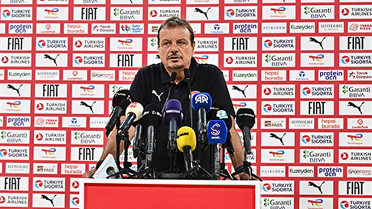 Ergin Ataman: "Hedefimiz madalya kazanmak"