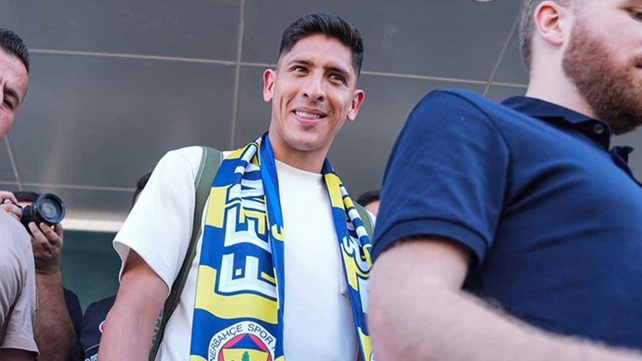 Fenerbahçe'nin ikinci Meksikalısı Edson Alvarez