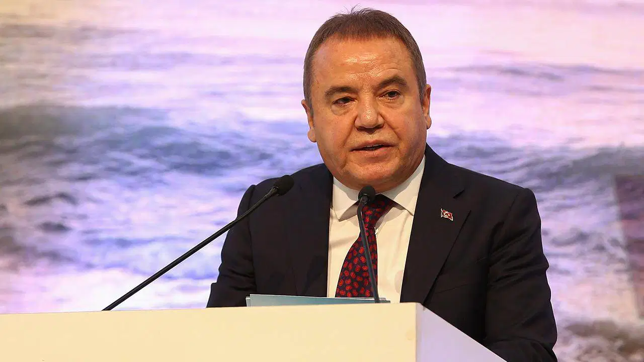Böcek'ten Şok İtiraf: En Borçlu Belediye Bizdik mi?