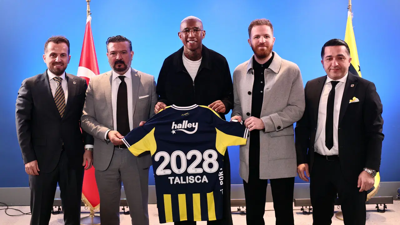 Fenerbahçe yeni sözleşmeyi resmen duyurdu: Anderson Talisca'dan ilk açıklama!