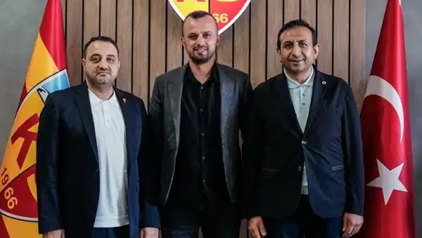Kayserispor'dan İlhan Parlak kararı