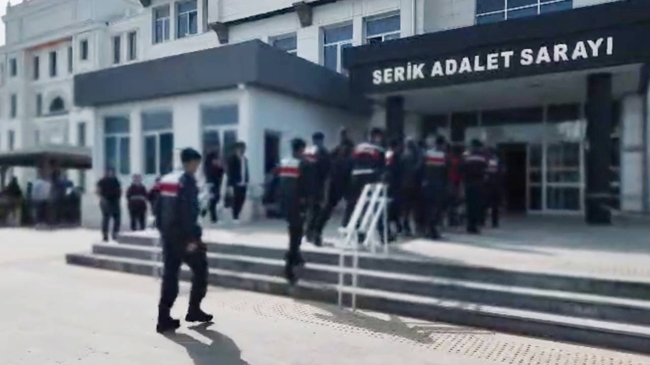 'Tefecilik' operasyonunda 3 tutuklama: 149 milyon liralık mal varlığına el konuldu