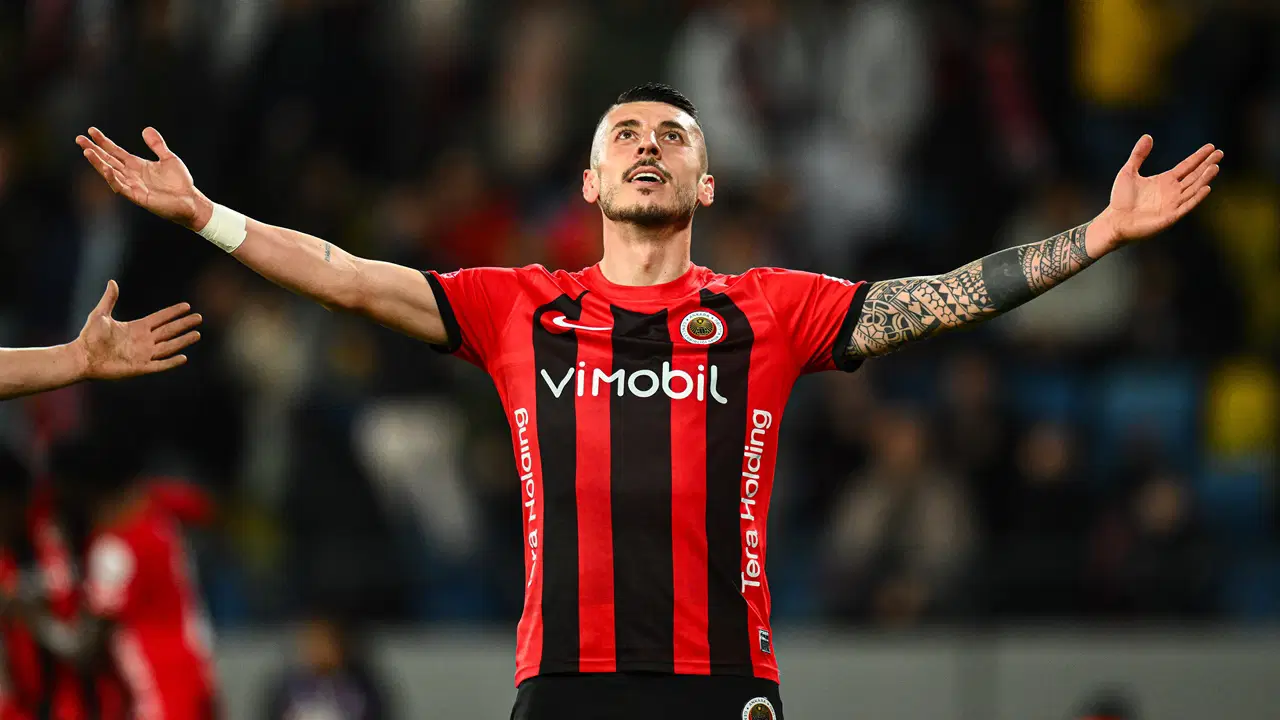 Gençlerbirliği, Gaziantep FK'yi 2 golle devirdi!