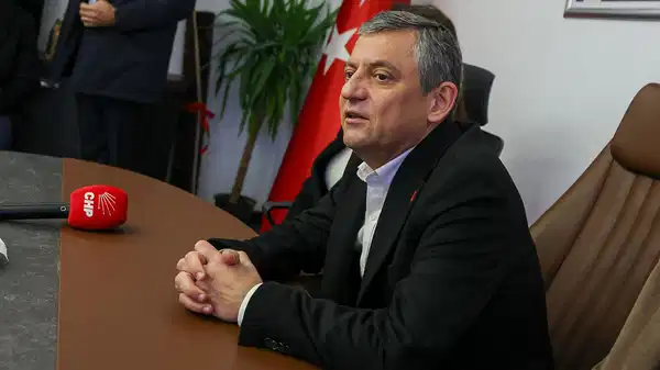 'Buranın kapısı Gazi'ye sevgi besleyen herkese açıktır'