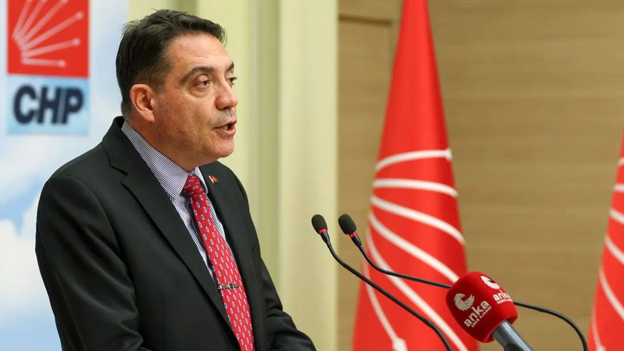 Yankı Bağcıoğlu'ndan 'askeri sağlık sistemi' uyarısı: 'Türkiye açısından son derece üzüntü verici durum...'